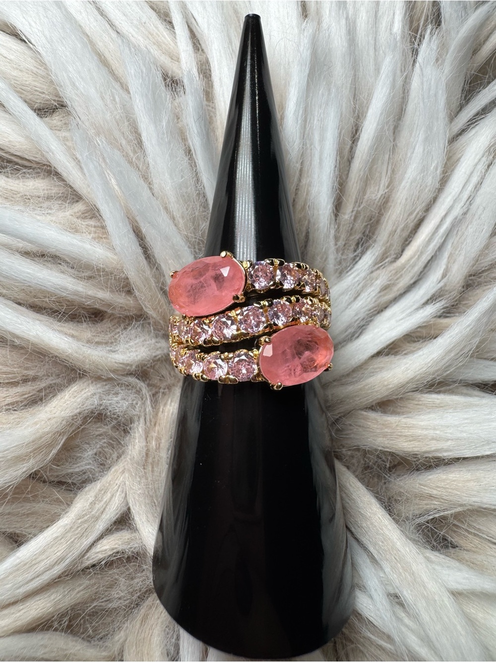 Rose quartz bomb party ring